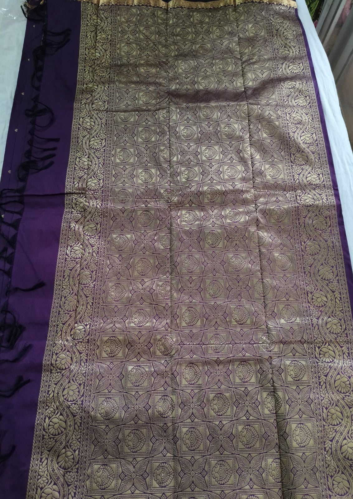 Kanchi Small Boarder Butta Silk